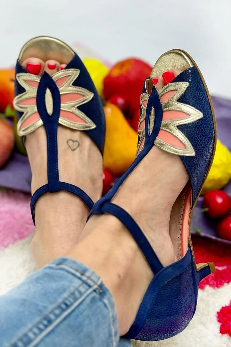 Sandali T-strap color block con fibbia e peep toe, tacco a gattino blu navy