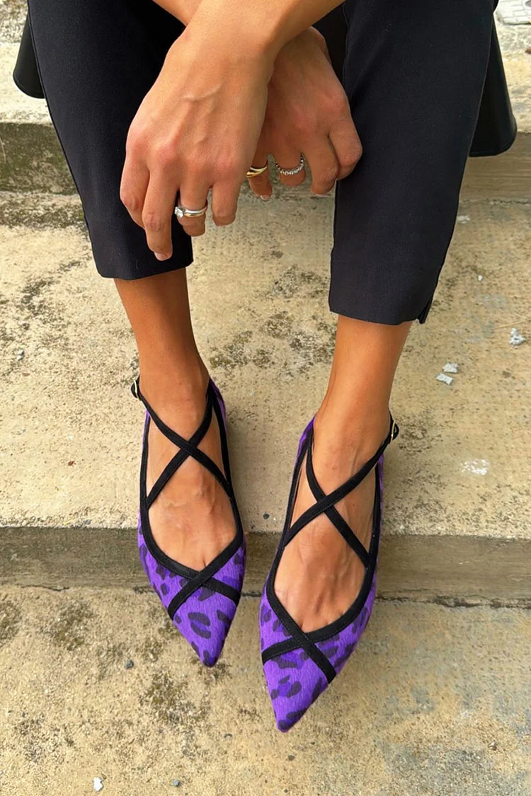 Fioletowe baleriny z noskiem w szpic i paskiem w panterkę