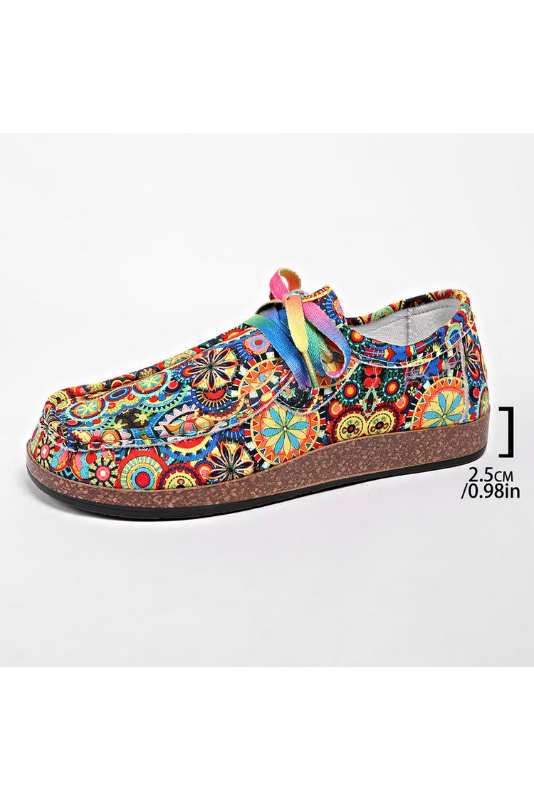 Sneakers casual con lacci e punta tonda con stampa a motivo etnico multicolore