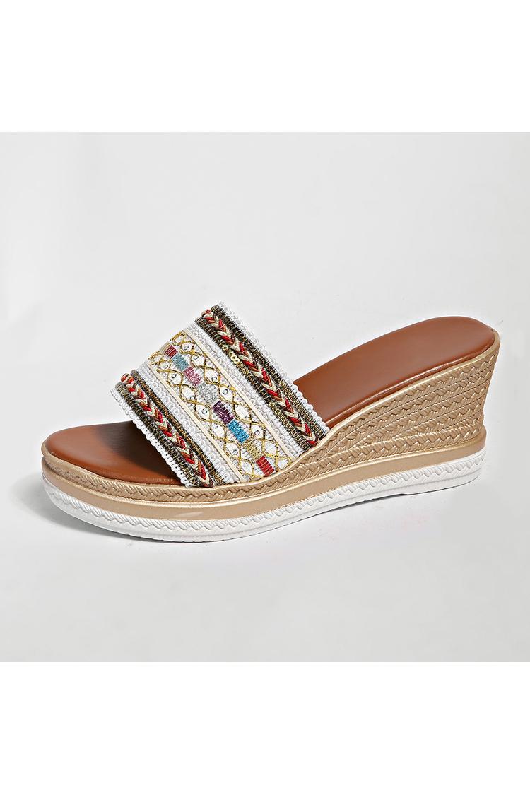 Pantofole casual con zeppa e punta rotonda in stile boho con motivo multicolore