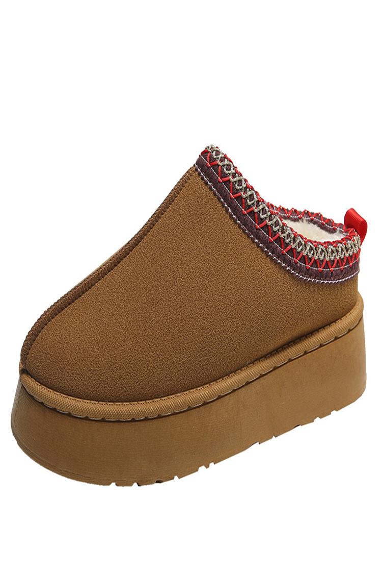 Stivali da neve bassi con plateau e fodera in pelliccia sintetica con motivo a punto scamosciato