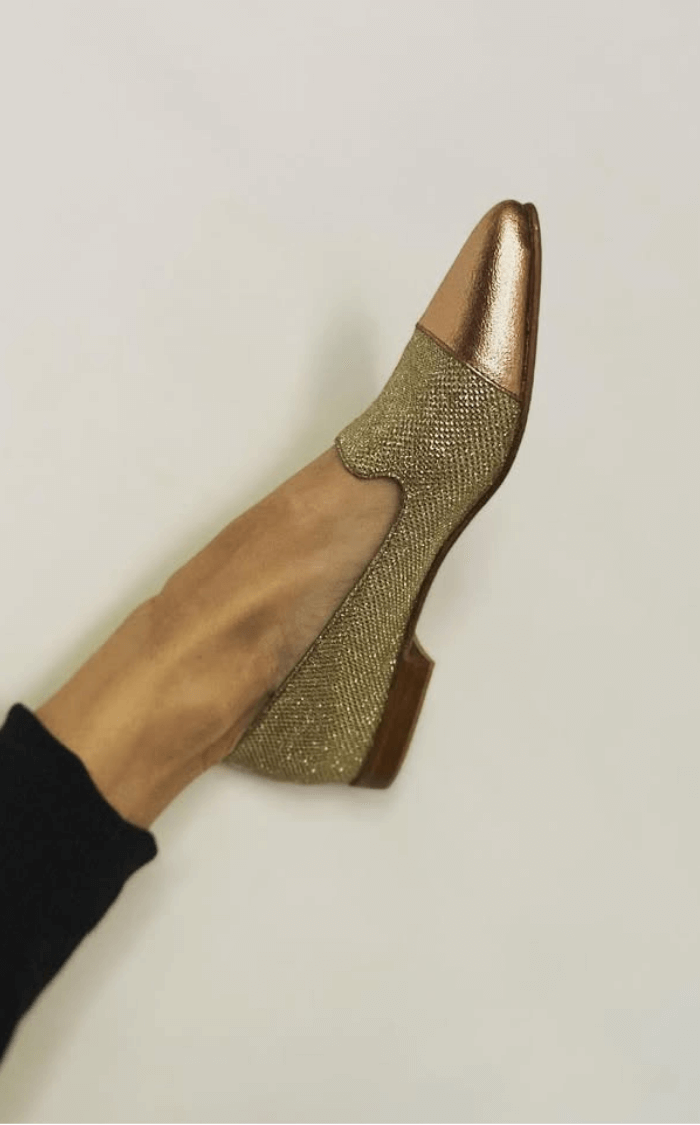 Gold Metallic Scalloped Glitter Pointed Toe Loafers