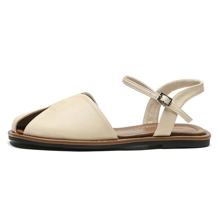 Sandálias Casuais Glamourosas com Corte, Biqueira Quadrada, Tira Lisa e Fivela no Tornozelo