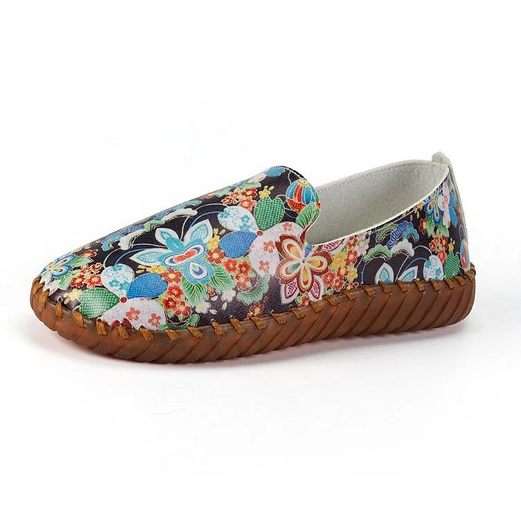 Mocassini slip-on con punta tonda e dettagli cuciti con motivo multicolore