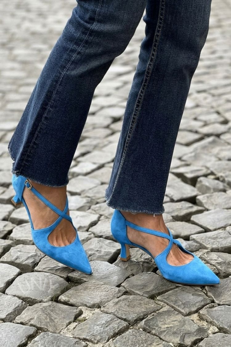 Kruisbandgesp Effen Kleur Puntige Neus Khaki Lage Hakken