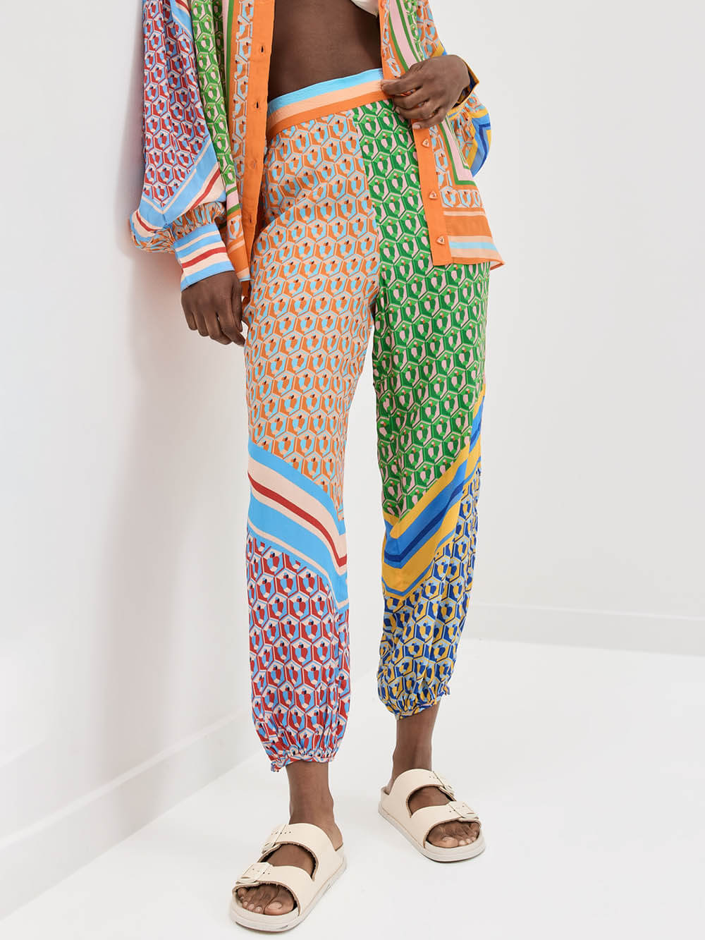 Farbenfrohe, einzigartige Print-Hose mit elastischem Bund und Taschen, lockere Bloomer-Hose