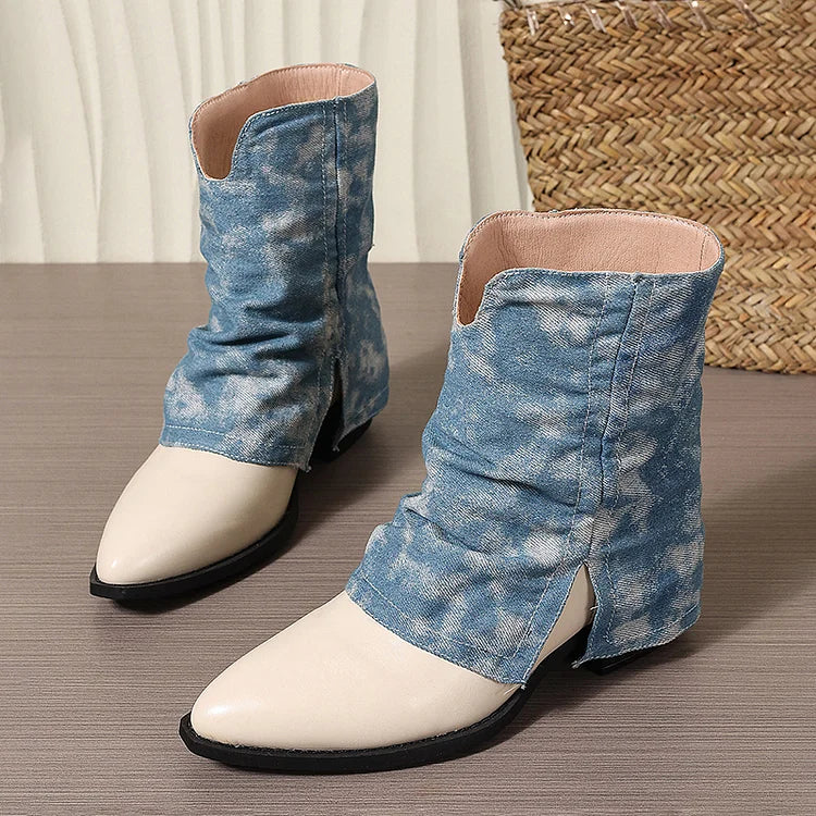 Kolorowe botki za kostkę z wycięciem V, szpiczastym noskiem i masywnym obcasem średniej wysokości