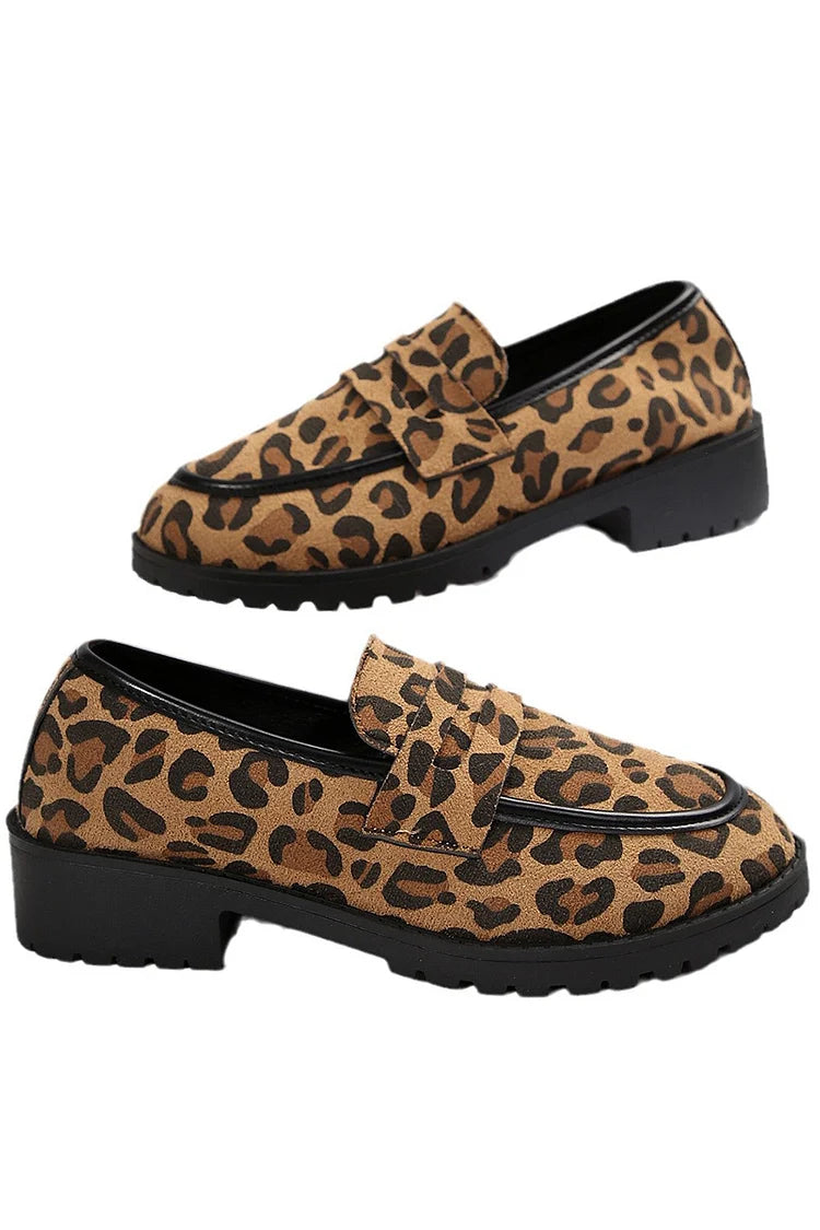Patchwork-Loafer mit Leopardenmuster und runder Zehenpartie und niedrigem Blockabsatz