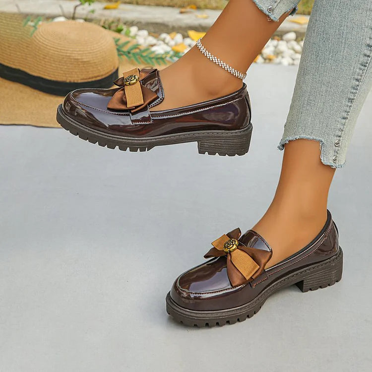 Metalowe kwiatowe mokasyny z kokardą, kolorowe, okrągły nosek, casualowe