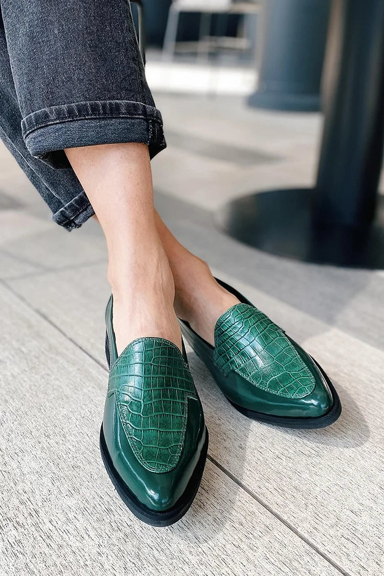 Crocodile Print Patchwork Pointed Toe Green Loafers