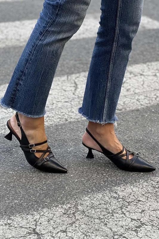 Scarpe con cinturino multiplo, fibbie, punta affilata, tacco basso nero [Pre-ordine]