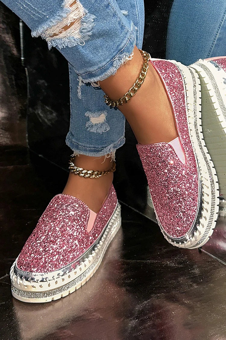 Błyszczące mokasyny na co dzień z okrągłym noskiem i detalem przeszyć