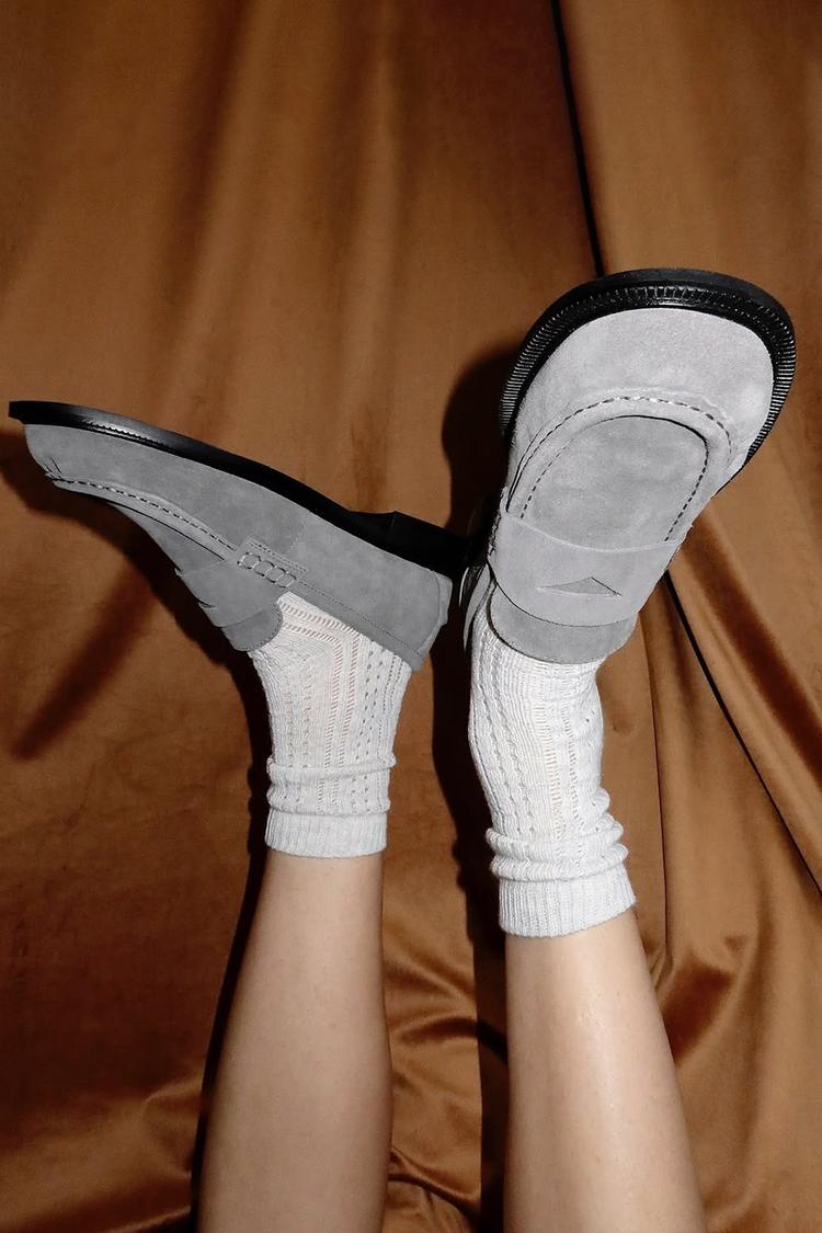 Einfarbige Patchwork-Naht Detail Rundzehen Graue Loafers [Vorbestellung]