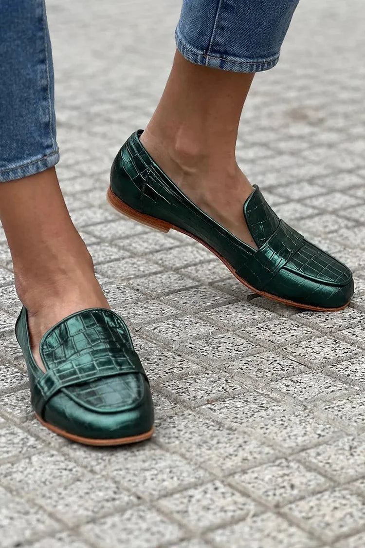 Mocasines verdes sin cordones con punta cuadrada y cuadros con brillo metálico 