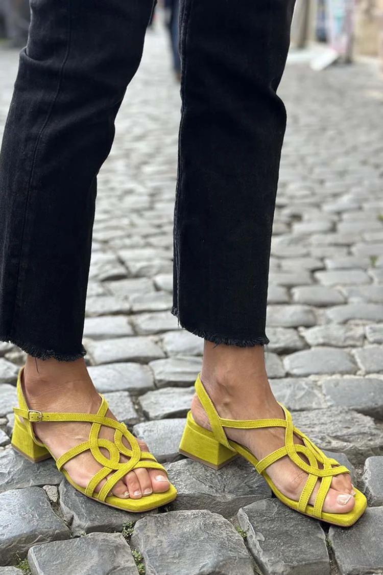 Criss Cross Slingback Ausschnitt Quadratische Spitze Gelbe Sandalenabsätze [Vorbestellung]