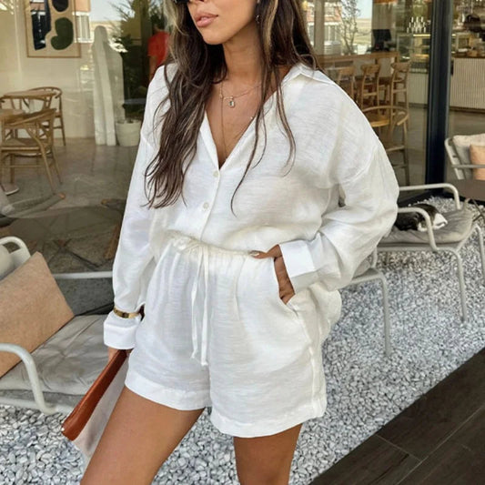 Simple Vacation Style White Two -piece Suit