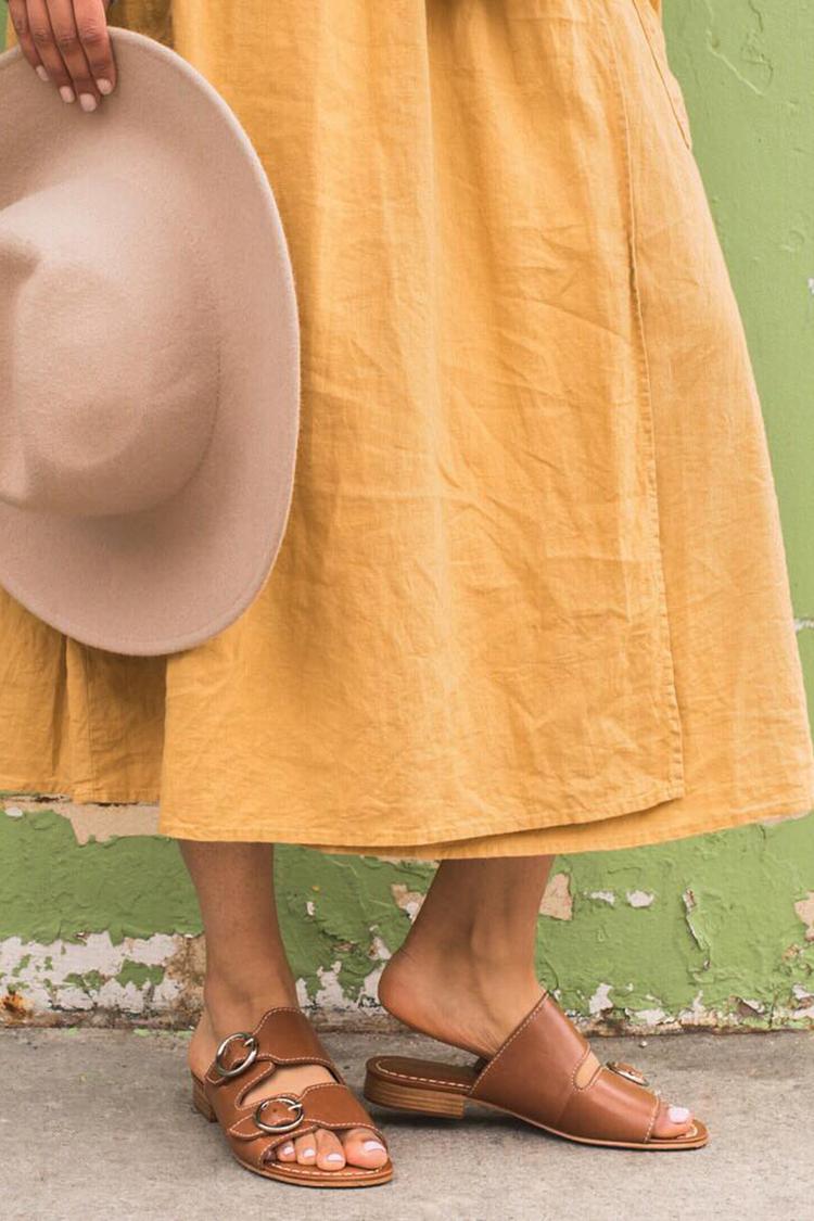 Sandali casual marroni con due cinturini e fibbie aperte [Pre-ordine]