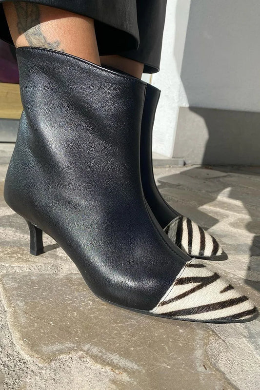 Zebra Print Pointed Toe Black Stiletto Heels Boots [Pre Order]