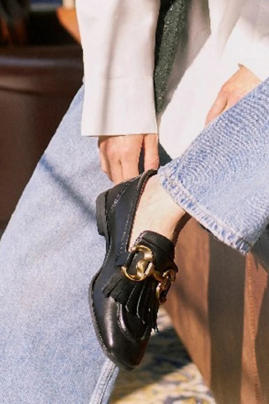 Czarny metalowy dekoracyjny mokasyn z kwadratowym noskiem [Przedsprzedaż]