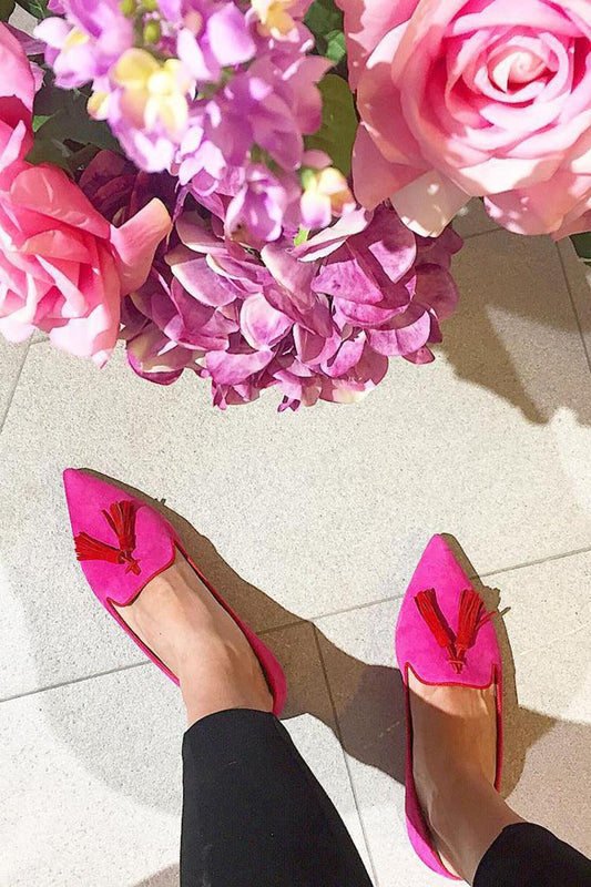 Scarpe basse casual slip-on con punta affilata e finiture con frange