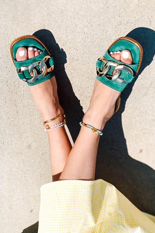 Sandali con punta aperta e decorazioni in catena di metallo verde scuro [Pre-ordine] 