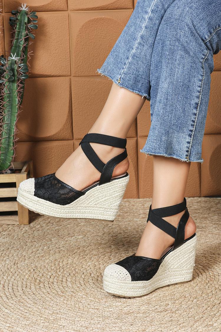 Sandali casual con zeppa, punta rotonda, cinturino incrociato e patchwork in pizzo 