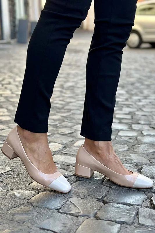 Scarpe basse color block color nude eleganti con punta tonda [Pre-ordine]