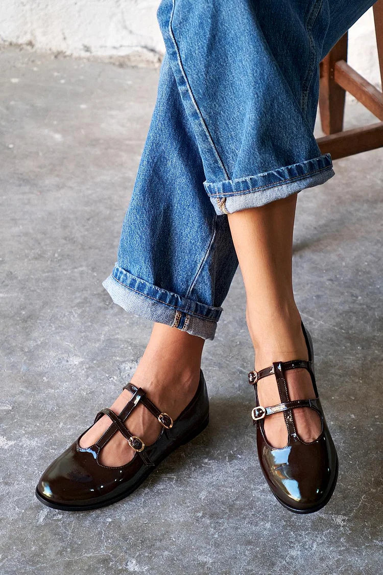 Crossover Straps Buckles Round Toe Dark Brown Flats [Pre Order]