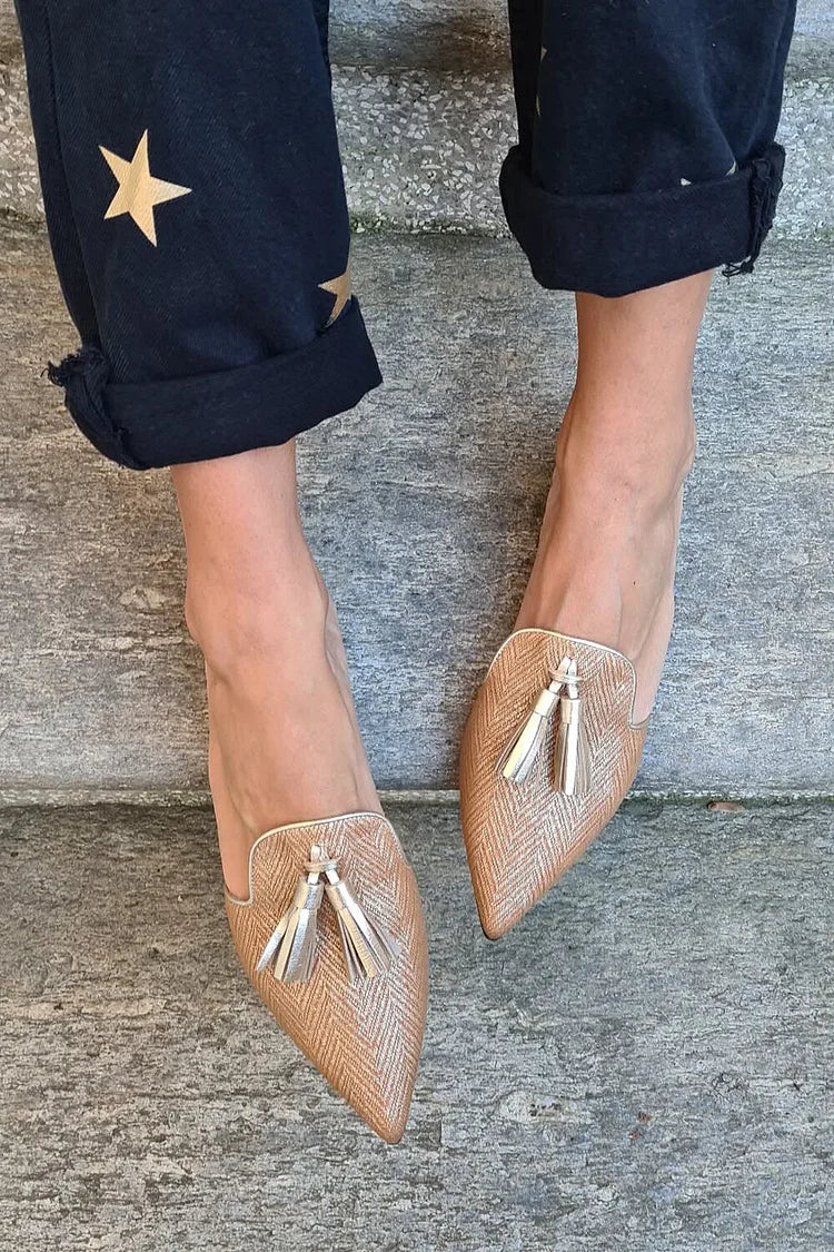 Mules con punta affilata e decoro Tassels marrone chiaro [Pre-ordine] 