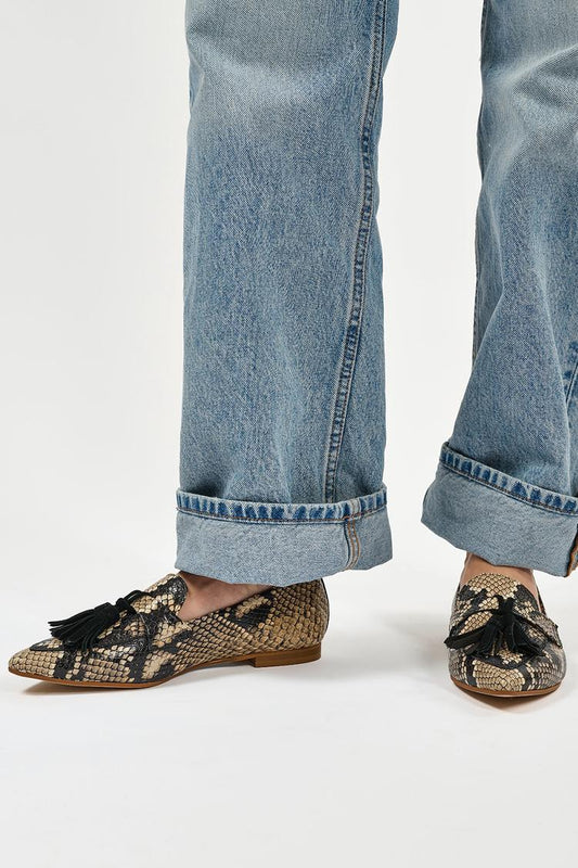 Quasten-Dekor Schlangenmuster Spitz zulaufende Freizeitslipper [Vorbestellung]