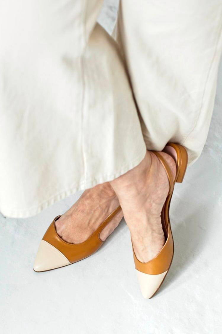 Ballerine casual arancioni con punta a blocchi di colore e cinturino posteriore [Pre-ordine]