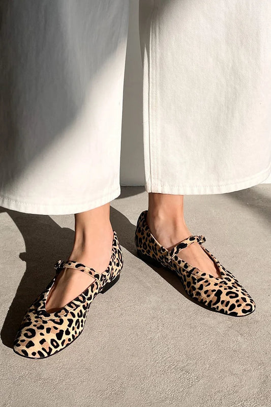 Ballerine beige con cinturino sul collo del piede con stampa leopardata [Pre-ordine]