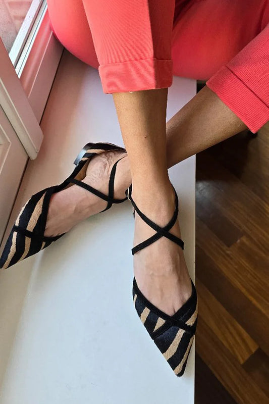 Colorblock Cross Strap Buckle Pointed Toe Black Flats [Pre Order]