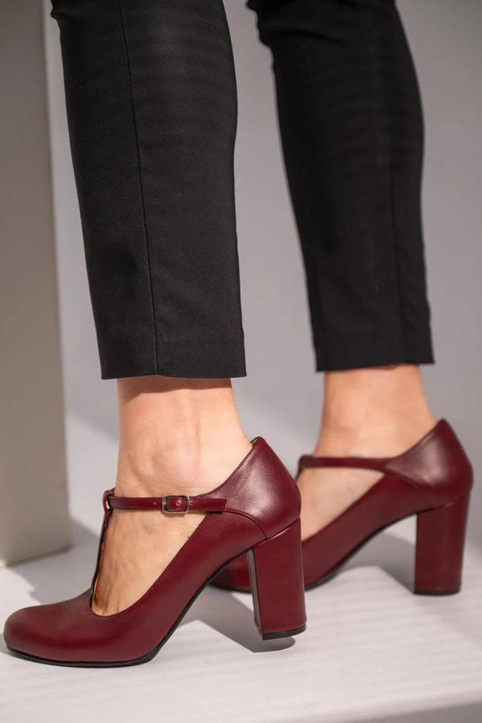 T-Shaped Ankle Strap Buckle Round Toe Burgundy Chunky Heels
