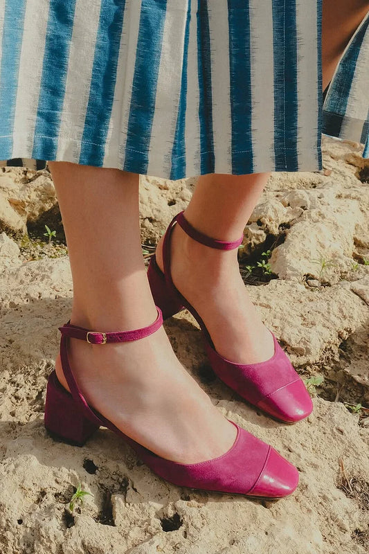Scarpe con tacco grosso fucsia, punta quadrata, cinturino alla caviglia e fibbia [Pre-ordine]