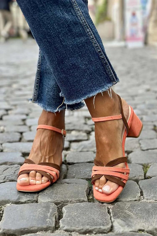 Scarpe con tacco grosso color block, punta quadrata, cinturino alla caviglia, fibbia color corallo [Pre-ordine]