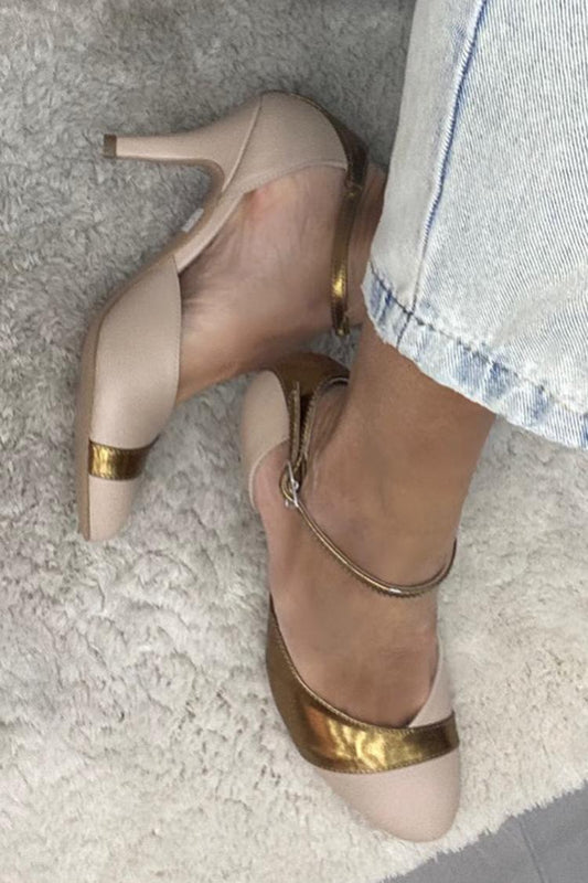 Scarpe con tacco a spillo color cachi con cinturino alla caviglia e fibbia in metallo lucido [Pre-ordine]