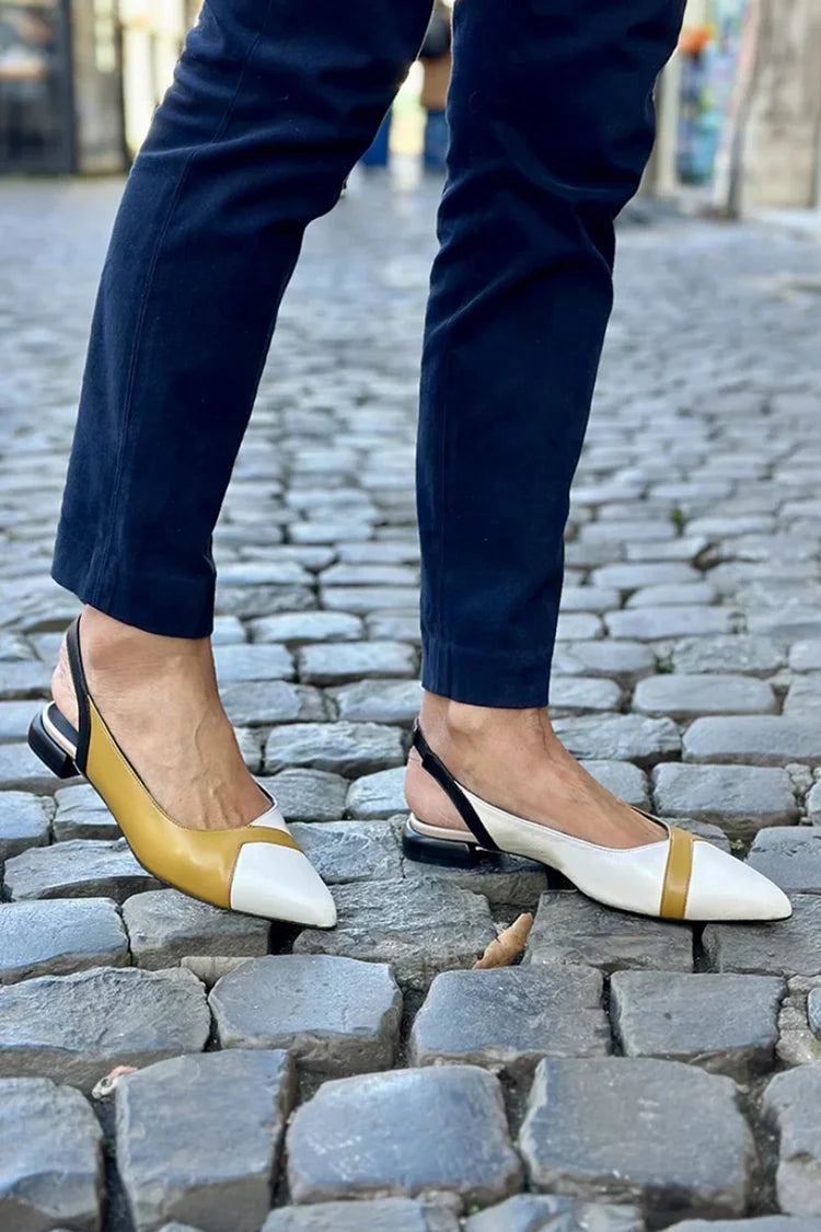 Sapatilhas brancas com biqueira pontiaguda e tira atrás bicolor [Pré-encomenda]