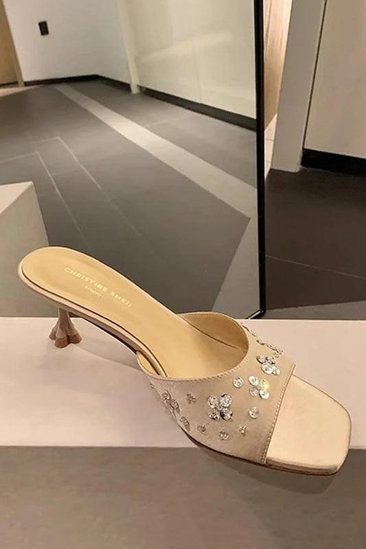 Slides decorativos de salto stiletto com pétalas da moda, biqueira quadrada e strass