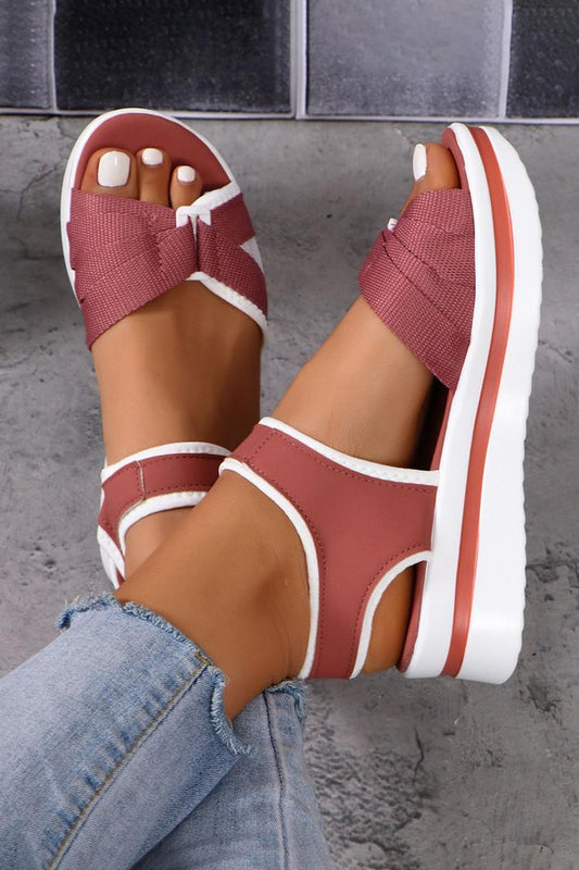 Sandali casual con plateau e punta tonda con patchwork colorblock