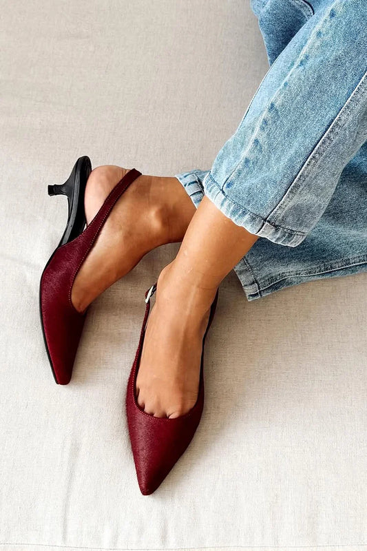 Scarpe col tacco basso rosso scuro con cinturino alla caviglia e punta a punta tinta unita [Pre-ordine]