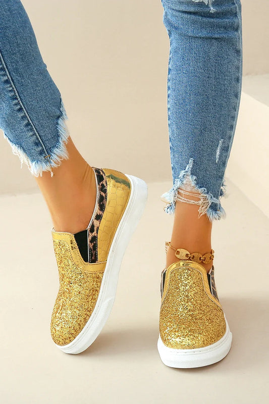 Glänzende Leopardenmuster-Patchwork-Loafer mit rundem Zehenbereich