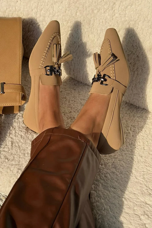 Metallschnalle Quasten Dekor Spitz zulaufende Zehen Khaki Loafers [Vorbestellung]