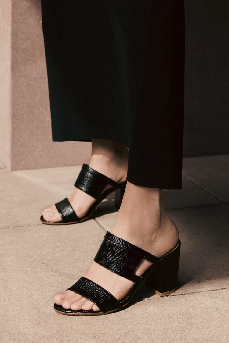 Scarpe con tacco grosso casual nere a punta tonda e ritagliate in tinta unita [Pre-ordine]