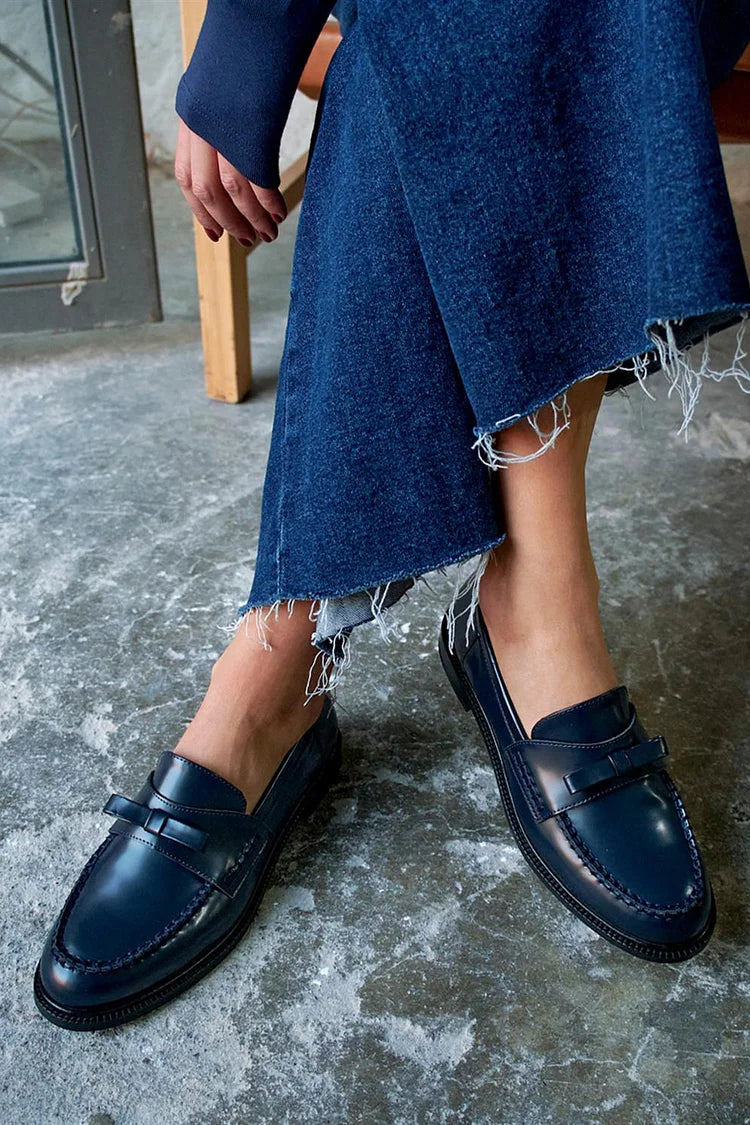 Schleifen-Dekor Patchwork Einfarbig Rundzehen Marineblaue Loafers