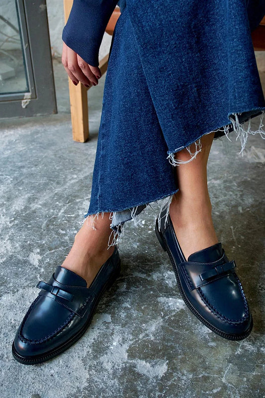 Schleifen-Dekor Patchwork Einfarbig Rundzehen Marineblaue Loafers