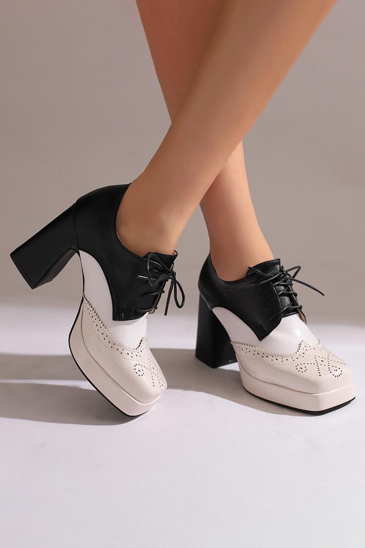 Scarpe con tacco grosso e plateau con lacci e punta quadrata in patchwork colorblock 