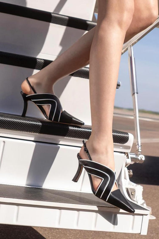 Cutout Colorblock Edge Pointed Toe Black Stiletto Heels [Pre Order]