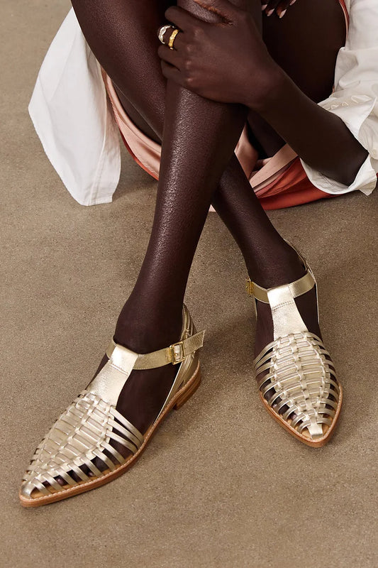 Woven Metallic Sheen Pointed Toe Gold Sandals [Pre Order]