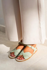LightGreen